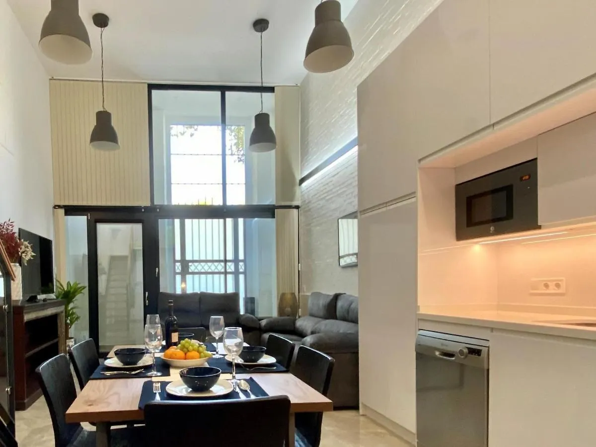 Tr3 Aparcamiento Incluido Familias Loft Almirante Lägenhet Sevilla