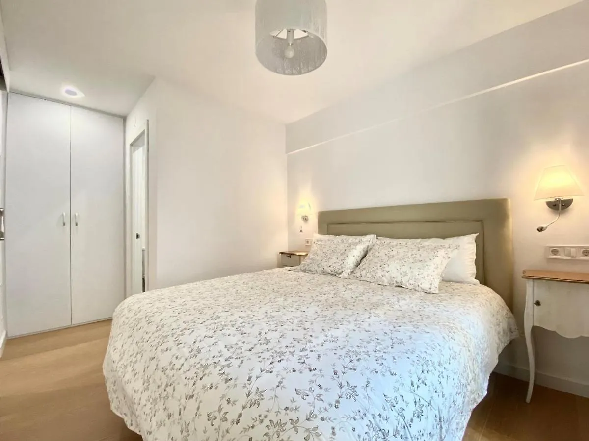 Tr3 Aparcamiento Incluido Familias Loft Almirante Lägenhet Sevilla 0*,